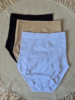 Hasleszorító bugyi SHAPE - fehér