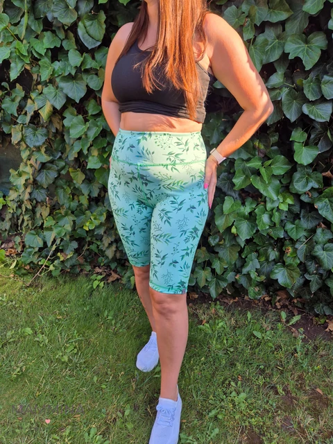 Magas derekú, alakformáló rövid leggings - menta Magas derekú, alakformáló rövid leggings - menta